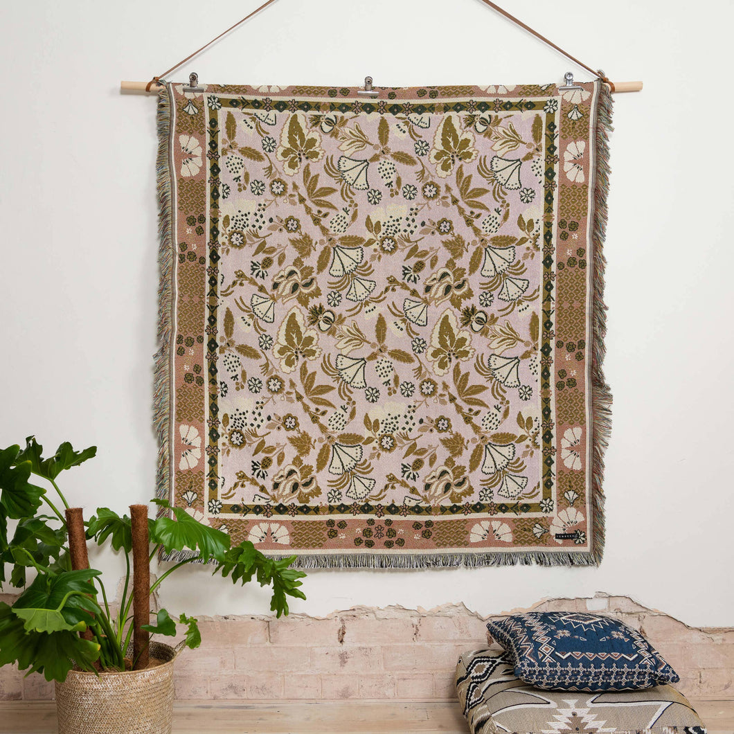 'Eleanor Rigby' Woven Picnic Rug/Throw: Regular 130x160cm