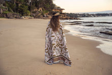 Load image into Gallery viewer, &#39;Eleanor Rigby&#39; Woven Picnic Rug/Throw: Regular 130x160cm
