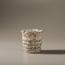 Load image into Gallery viewer, Nautilus Pot Small
