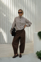 Load image into Gallery viewer, Weekender Pant

