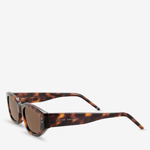 Load image into Gallery viewer, Luna Sunglasses - Brown Tort
