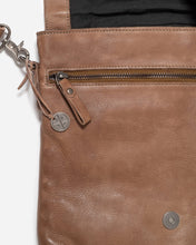 Load image into Gallery viewer, Stitch and Hide - Berlin Leather Bag
