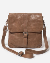 Load image into Gallery viewer, Stitch and Hide - Berlin Leather Bag
