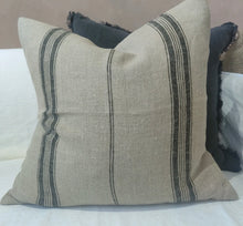 Load image into Gallery viewer, Cameron Linen Cushion

